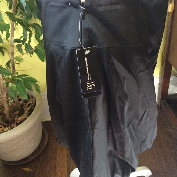 INC NWT Black Bubble Skirt size 8P - Picture 3 of 9